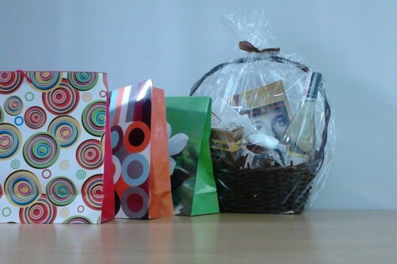 E-zakupy za granicą – z myślą o świątecznych prezentach