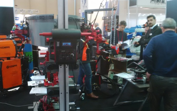 Promotech umacnia się na rynku tureckim BIZNES, Gospodarka - Prezentacja urządzeń do cięcia i spawania pod własną marką oraz pozyskanie partnera handlowego na tureckim rynku - to główne cele udziału Promotechu w branżowych targach WIN 2015 w Stanbule.