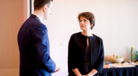 III EKMP: Komisarz UE ds. Zatrudnienia o delegowaniu pracowników BIZNES, Gospodarka - Trwa spór o objęcie płacą minimalną kierowców jedynie przejeżdżających przez teren Niemiec. Tysiące polskich firm transportowych czeka na decyzję Komisji Europejskiej, która ma zapaść w najbliższych dniach.