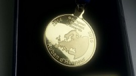 OKNOPLAST wyróżniony przez brytyjską organizację biznesową! BIZNES, Gospodarka - 26 maja w Londynie odbyło się uroczyste wręczenie prestiżowych nagród Ruban d?Honneur, przyznawanych przez brytyjską organizację Baker Tilly.