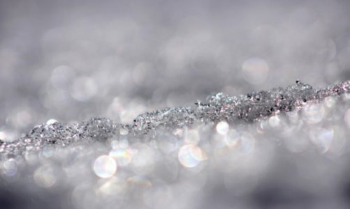 Drogie samochody i markowa odzież ? zakupy zamożnych Polaków