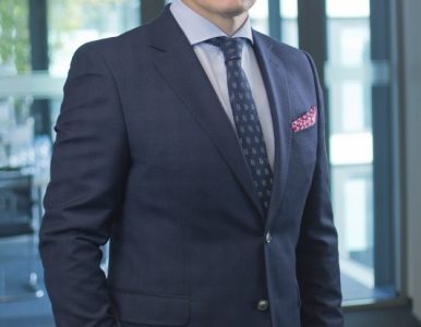 Słabnie optymizm ekonomiczny wśród dyrektorów finansowych w Polsce