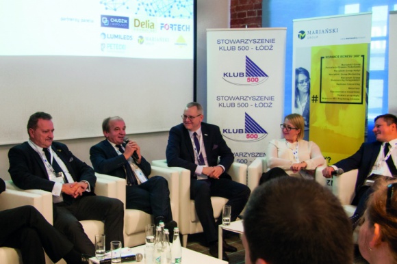 Delia Cosmetics na X Europejskim Forum Gospodarczym w Łodzi BIZNES, Gospodarka - W dniach 16-17 października odbyło się jubileuszowe, dziesiąte, Europejskie Forum Gospodarcze. Była to niezwykła okazja do wymiany doświadczeń pomiędzy przedstawicielami świata biznesu. Jak co roku spotkali się na nim przedstawiciele małych i średnich przedsiębiorstw.