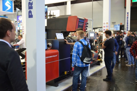 Urządzenia Promotechu przebojem targów w Dusseldorfie BIZNES, Gospodarka - Swoje najnowsze produkty w zakresie automatyzacji i mechanizacji procesów cięcia i spawania oraz sprzęt do ukosowania prezentował białostocki Promotech podczas Targów Schweissen & Schneiden 2017 w Dusseldorfie.