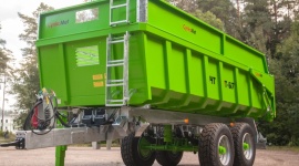 Nowe przyczepy Cynkometu trafią na rynek BIZNES, Gospodarka - Dwie nowe przyczepy wprowadza do swojej oferty producent maszyn rolniczych Cynkomet z Czarnej Białostockiej. Urządzenia uzyskały już homologację i są dopuszczone do ruchu drogowego.