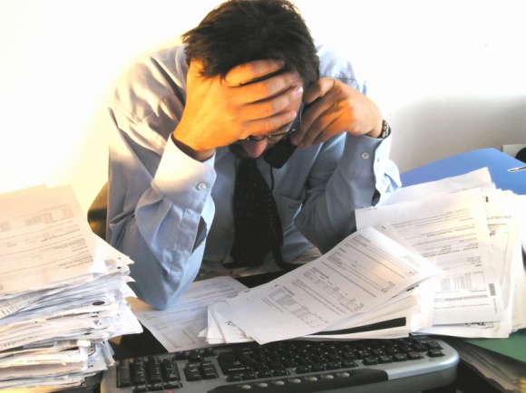 Firmy mówią ?nie? dłużnikom, ale to tylko deklaracje BIZNES, Finanse - Niemal cztery z dziesięciu firm z sektora MŚP deklarują, że nie podjęłyby współpracy z dłużnikiem, a blisko połowa zrobiłaby to tylko wtedy, gdy za produkt bądź usługę zapłaciłby on z góry. Tyle, że...