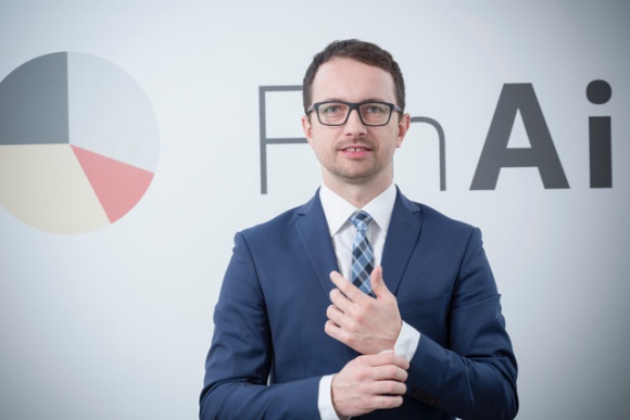Ceneo.pl i FinAi łączą siły BIZNES, Finanse - Pierwsza niezależna platforma kredytowa FinAi nawiązała współpracę z najpopularniejszą porównywarką internetową Ceneo.pl.
