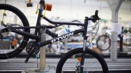 Największa w Polsce fabryka jednośladów BIZNES, Gospodarka - W poniedziałek, 17 grudnia 2018 roku, miało miejsce podpisanie umowy pomiędzy Pomorską Specjalną Strefą Ekonomiczną a RTE Poland Sp. z o. o. Przedmiotem dokumentu jest planowana na terenie należącym do PSSE budowa fabryki rowerów.