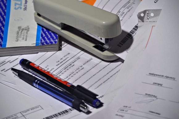 Rośnie apetyt faktorów na ryzyko BIZNES, Finanse - Według danych Krajowego Rejestru Długów, nierzetelni płatnicy są winni firmom faktoringowym już 371,6 mln zł. Na długi wobec faktorów składają się zaległe zobowiązania klientów oraz ich kontrahentów.