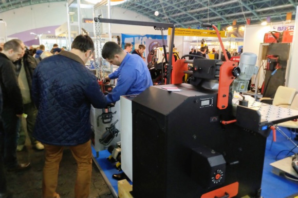 Maszyny Promotechu podbijają Wschód BIZNES, Gospodarka - Innowacyjne ukosowarki ABM 50 Promotechu wzbudziły ogromne zainteresowanie na targach Welding&Cutting 2019 w Mińsku na Białorusi.