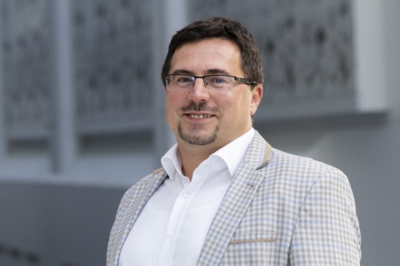 Hajdecki: Duży potencjał współpracy w obszarze badań i rozwoju BIZNES, Gospodarka - ?Dostrzegamy duży potencjał współpracy badawczo-rozwojowej między podmiotami z Polski i Finlandii.? ? mówił podczas wydarzenia towarzyszącego obchodom jubileuszu 25-lecia Polskiej Izby Opakowań, Piotr Hajdecki, senior advisor w warszawskim biurze Business Finland.