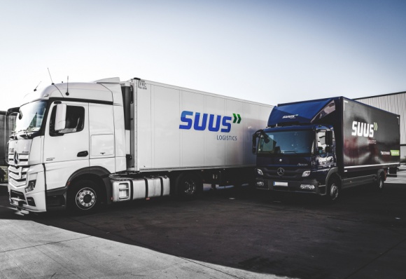 Rohlig Suus Logistics z serwisem drobnicowym łączącym Polskę z południem BIZNES, Gospodarka - Rohlig Suus Logistics, jeden z największych operatorów logistycznych w Polsce, uruchomił nową linię drobnicową łączącą Polskę, Czechy, Słowację i Węgry. Nowy 24-godzinny serwis skierowany jest zarówno do eksporterów, jak i importerów.