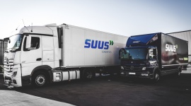 Rohlig Suus Logistics z serwisem drobnicowym łączącym Polskę z południem BIZNES, Gospodarka - Rohlig Suus Logistics, jeden z największych operatorów logistycznych w Polsce, uruchomił nową linię drobnicową łączącą Polskę, Czechy, Słowację i Węgry. Nowy 24-godzinny serwis skierowany jest zarówno do eksporterów, jak i importerów.
