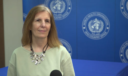 WHO: Istnieje związek między objawami COVID-19 a ilością wirusa w organizmie. Osoby bezobjawowe nie napędzają pandemii w poszczególnych krajach