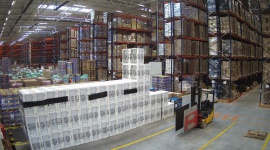 Największe centrum logistyczne Rohlig Suus Logistics otwarte pod Warszawą BIZNES, Gospodarka - Nowy obiekt Rohlig Suus Logistics, zaprojektowany według autorskich rozwiązań, jest największym hubem firmy i pełni funkcje magazynowe i przeładunkowe.