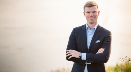 Investhink: ?Brudne? spółki muszą liczyć się z wyższym kosztem kapitału BIZNES, Finanse - Spółki odpowiedzialnie podchodzące do kwestii środowiskowych i klimatycznych mogą liczyć na większe zainteresowanie inwestorów, co z kolei przekłada się na niższy koszt kapitału własnego i obcego.