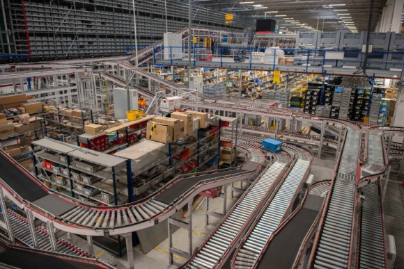 Omnichannel w magazynie ? czyli jak Empik zintegrował kanały sprzedaży IT i technologie, BIZNES - Wdrożenie systemu zarządzania magazynem dostosowane do potrzeb biznesu