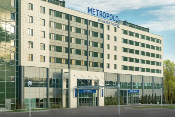 Studio Online w krakowskim hotelu Metropolo by Golden Tulip IT i technologie, BIZNES - Końca obostrzeń nie widać, więc dotknięte nimi branże próbują wyjść naprzeciw zmieniającej się rzeczywistości. Hotel Metropolo by Golden Tulip wykorzystał swoje zaplecze konferencyjne, by zaoferować innowacyjną usługę umożliwiającą profesjonalną organizację wydarzeń online.