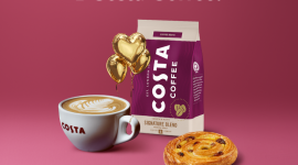 Costa Coffee ze słodką promocją walentynkową Przemysł spożywczy, BIZNES - W dniach 12-14 lutego na klientów sieci kawiarni Costa Coffee czeka specjalna walentynkowa oferta.