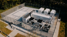 Zielone centra danych to kolejny krok na drodze do neutralności klimatycznej IT i technologie, BIZNES - Już za rok główna siedziba Danfoss będzie neutralna emisyjnie, a w roku 2024 centra danych należące do firmy będą dostarczać 25% energii cieplnej potrzebnej do ogrzania siedziby dzięki wykorzystaniu ciepła odpadowego. Zielona i cyfrowa transformacja kroczą ramię w ramię.