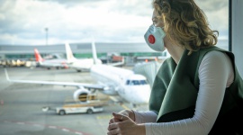 Nowe zadanie linii lotniczych: szczepionki zamiast pasażerów? Gospodarka, BIZNES - Zamykanie międzynarodowego ruchu lotniczego, odwoływanie kolejnych lotów oraz rosnące obawy pasażerów przed podróżami powietrznymi bardzo mocno odbijają się na sytuacji linii, a w efekcie na wyglądzie siatki połączeń.