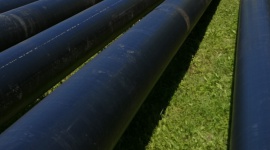 EPEC planuje zakupić w tym roku 5000 mb rur preizolowanych Energetyka, BIZNES - W ramach tegorocznego planu inwestycji Elbląskie Przedsiębiorstwo Energetyki Cieplnej (EPEC) ma w planach zakup 5000 mb rur preizolowanych. Postępowanie startuje już wystartowało i potrwa do 19 marca. Dla firm to szansa na stabilny kontrakt z wiarygodnym partnerem.